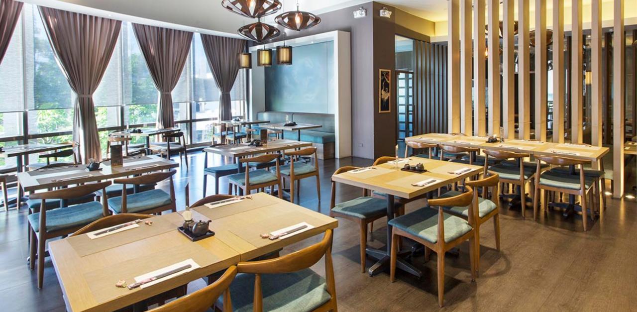 The Bellevue Manila Hotell Muntinlupa City Exteriör bild