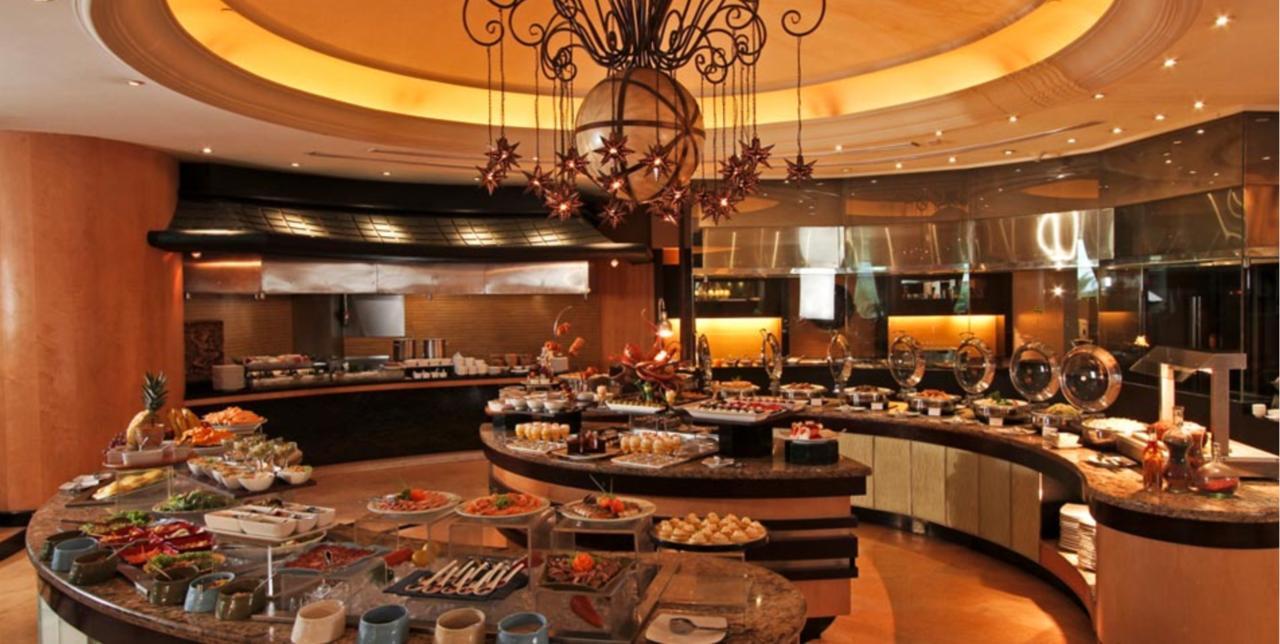 The Bellevue Manila Hotell Muntinlupa City Exteriör bild
