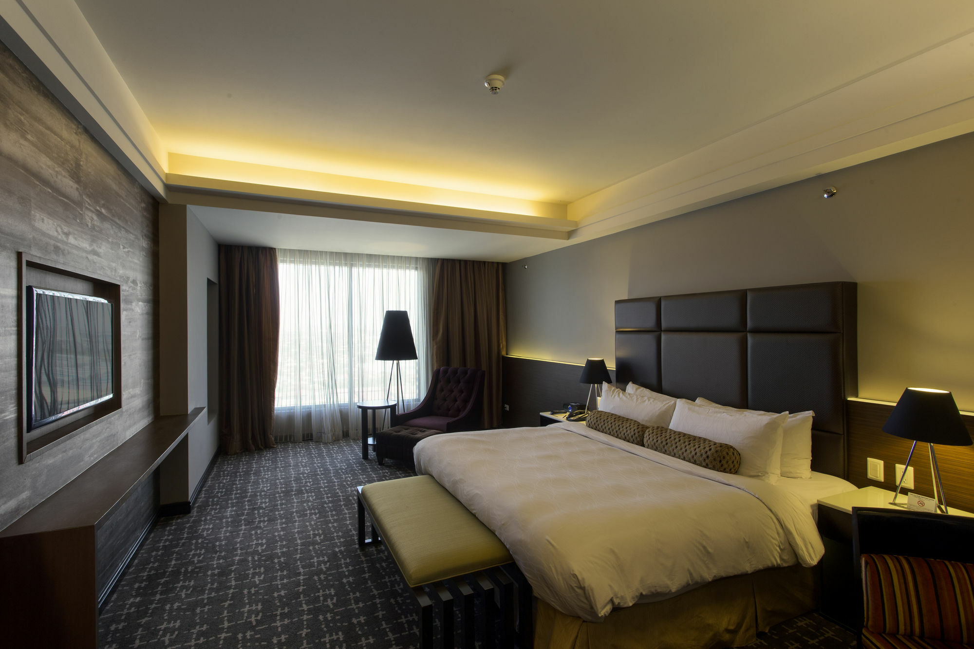 The Bellevue Manila Hotell Muntinlupa City Exteriör bild